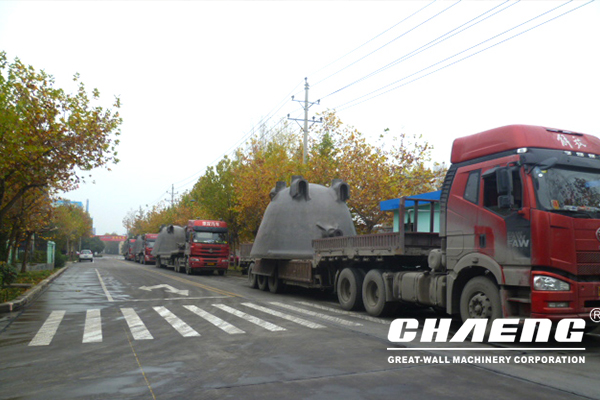  Rocker arm and five slag pots ship to nanjing,Italy after the factory celebration