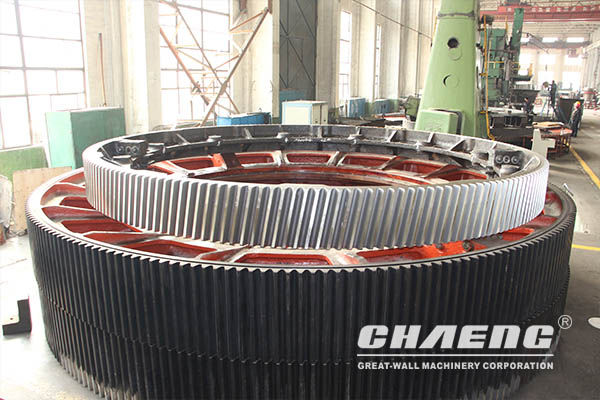How do large ring gear casting manufacturers use molds to produce large girth gears?